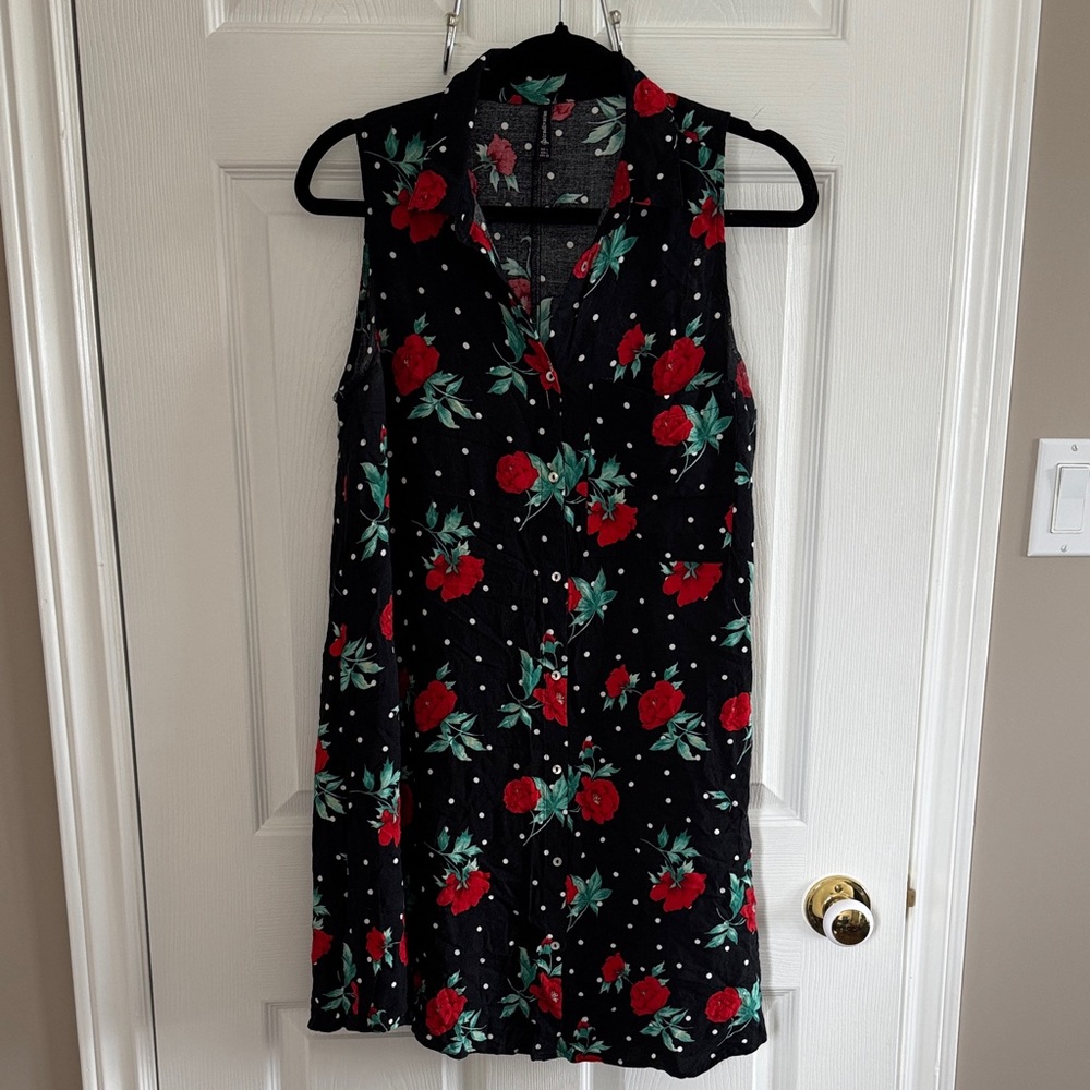 Stradivarius Floral Sleeveless Dress - Black with Red Roses